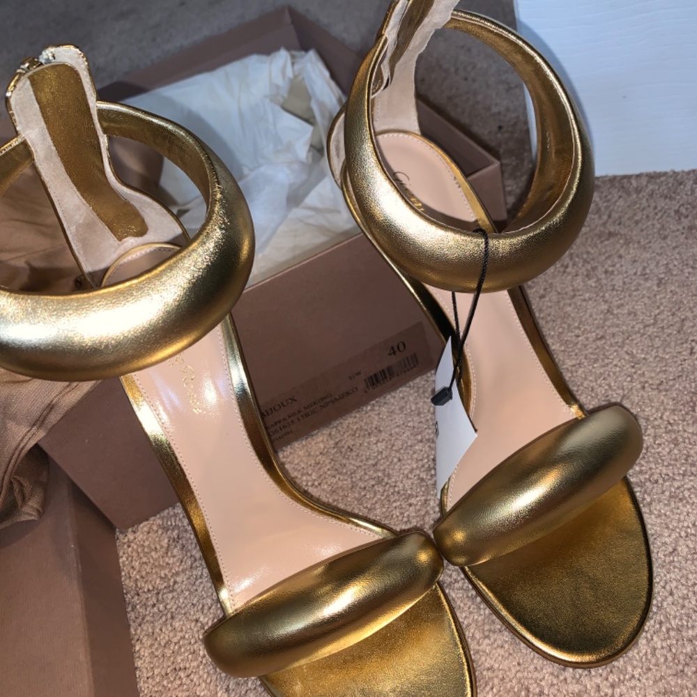 Gianvito Rossi Bijoux Heels - Picture 3 of 6